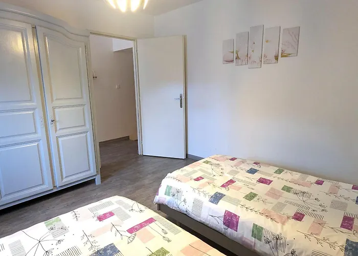 Holiday home De Charme Avec Sauna, Salle De Jeux Et Connexion Fibre En Lorraine - Fr-1-584-166