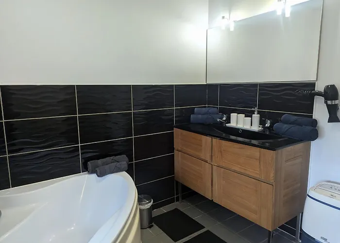 Holiday home De Charme Avec Sauna, Salle De Jeux Et Connexion Fibre En Lorraine - Fr-1-584-166 *